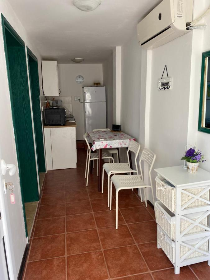 Apartman Irena Tivat Exteriör bild