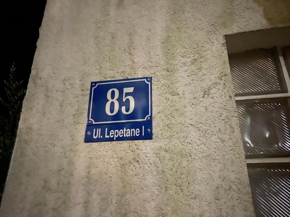 Apartman Irena Tivat Exteriör bild
