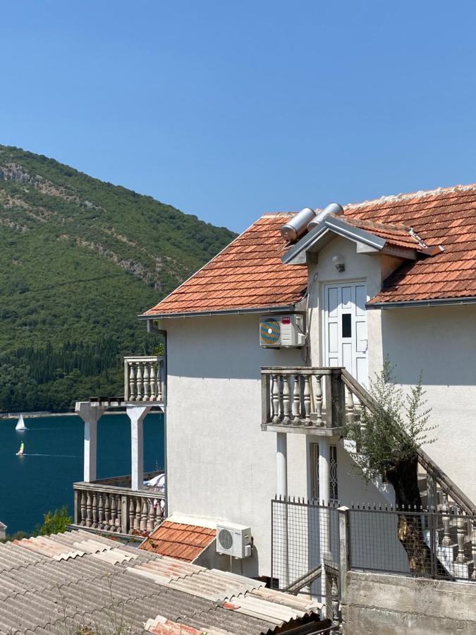 Apartman Irena Tivat Exteriör bild