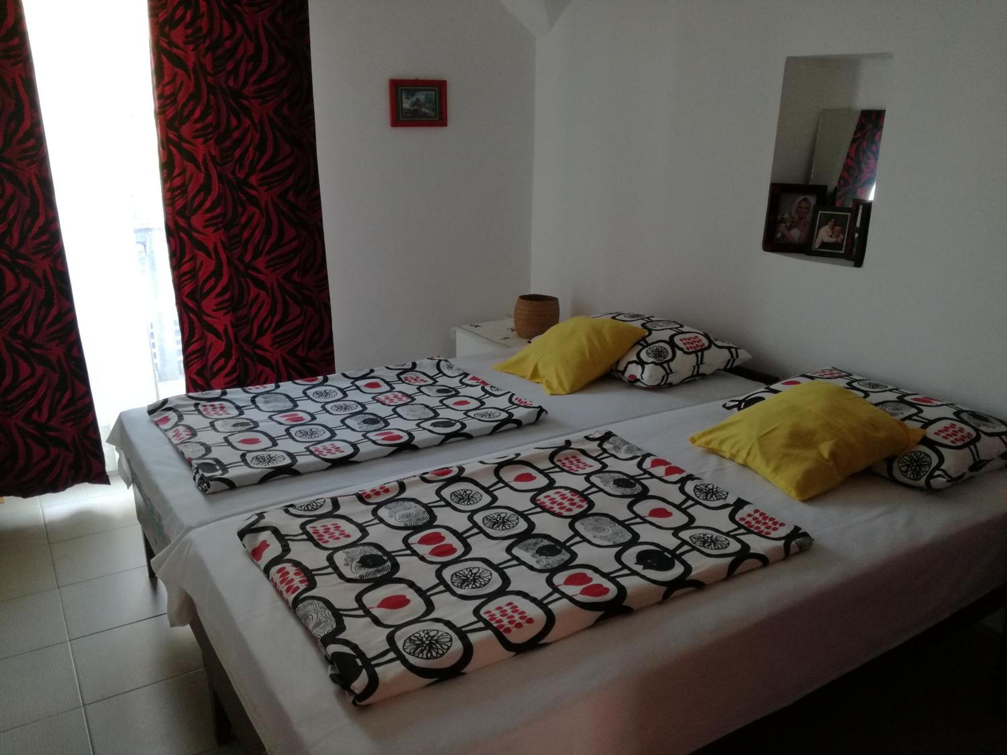 Apartman Irena Tivat Exteriör bild