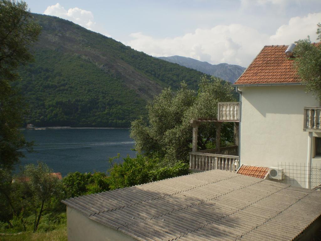 Apartman Irena Tivat Exteriör bild