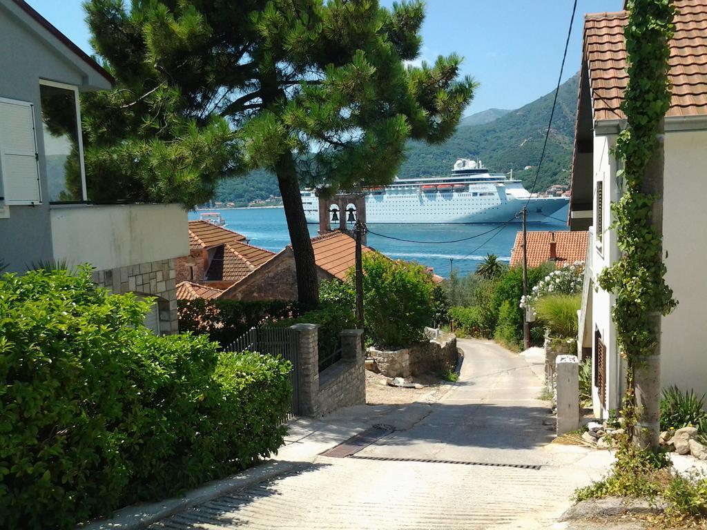 Apartman Irena Tivat Exteriör bild