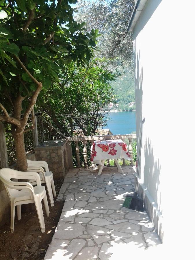 Apartman Irena Tivat Exteriör bild
